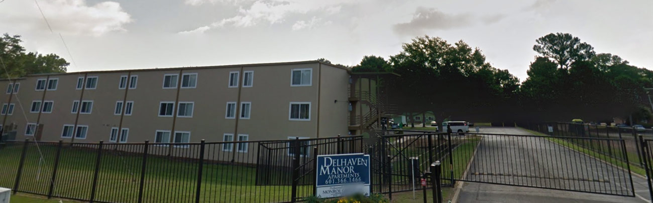 Delhaven manor apartments header